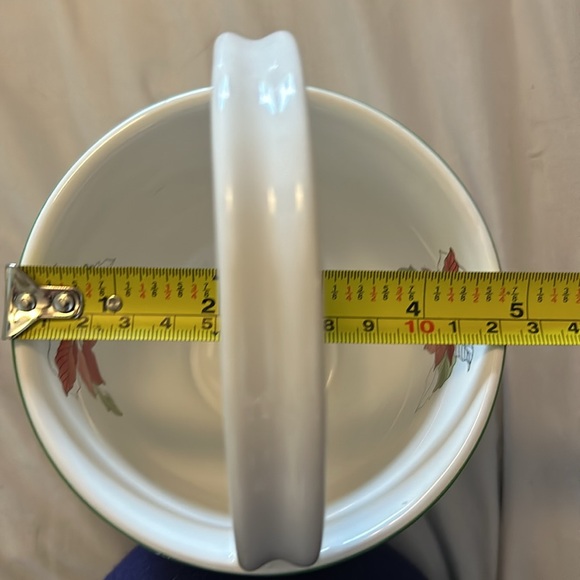 Watercolors, Block Bernarda handled dish “poinsettias” made in Portugal. 1982 - Picture 7 of 8